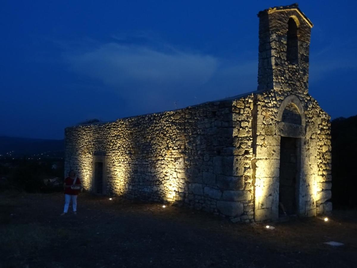 La Bottega Del Fabbro Affitto Breve Villa Contigliano Bagian luar foto