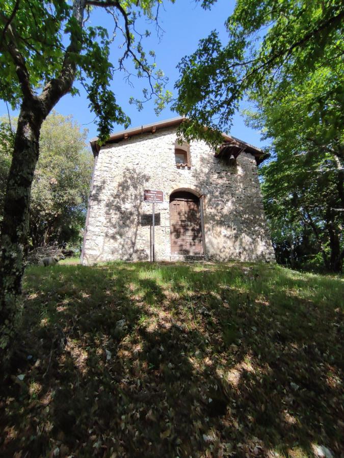 La Bottega Del Fabbro Affitto Breve Villa Contigliano Bagian luar foto